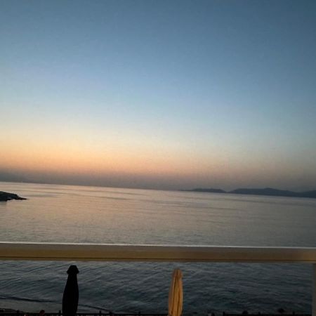 Beach Retreat In Town Corinth Екстериор снимка