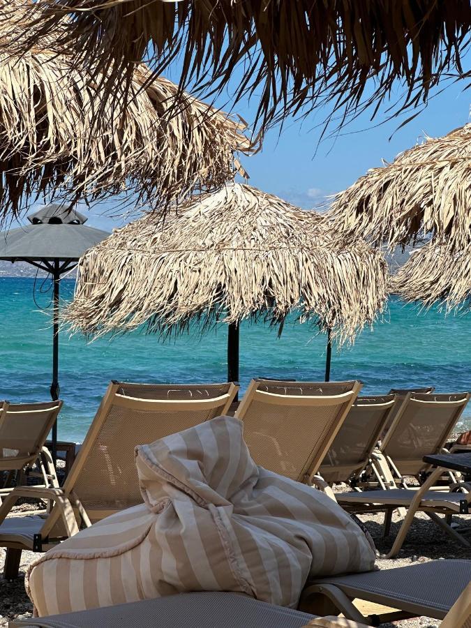 Beach Retreat In Town Corinth Екстериор снимка