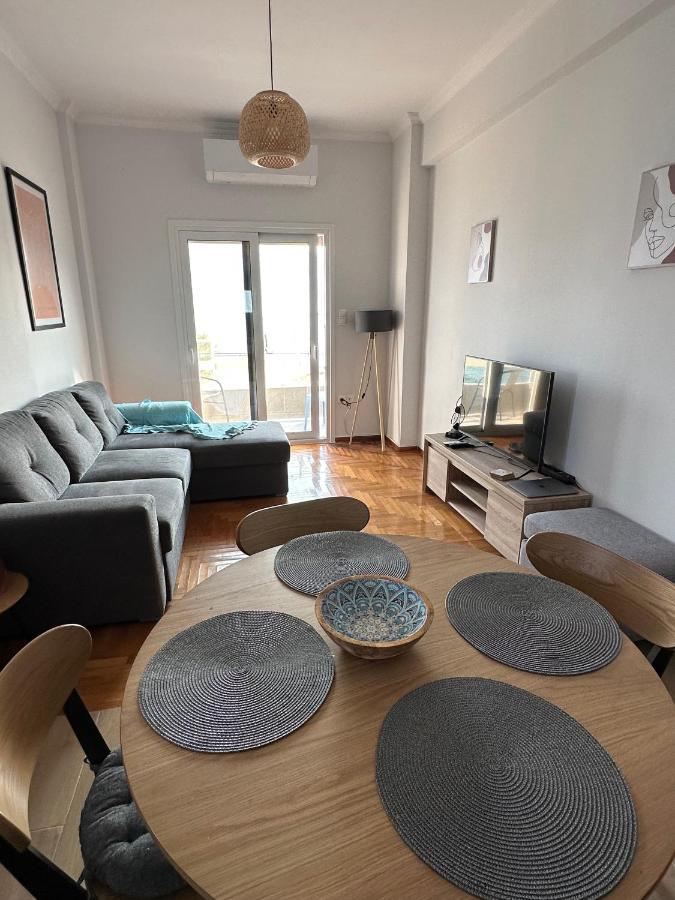 Beach Retreat In Town Corinth Екстериор снимка